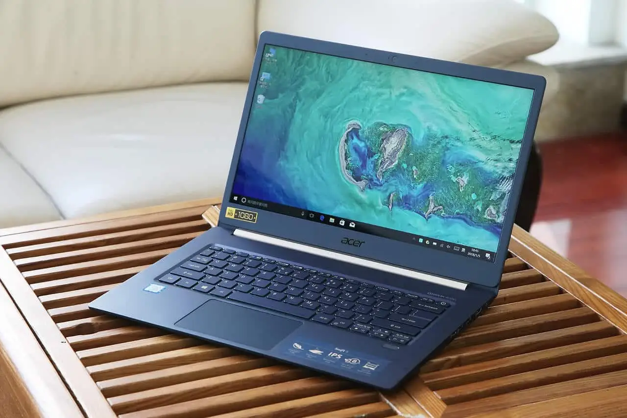 Acer Swift 5 SF514 52 screen